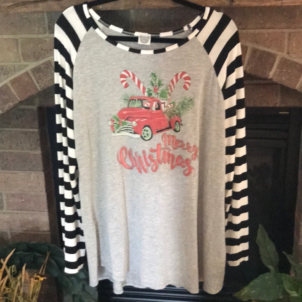 Christmas long sleeve tee
